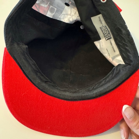 Spiderman Hat - Picture 4 of 4